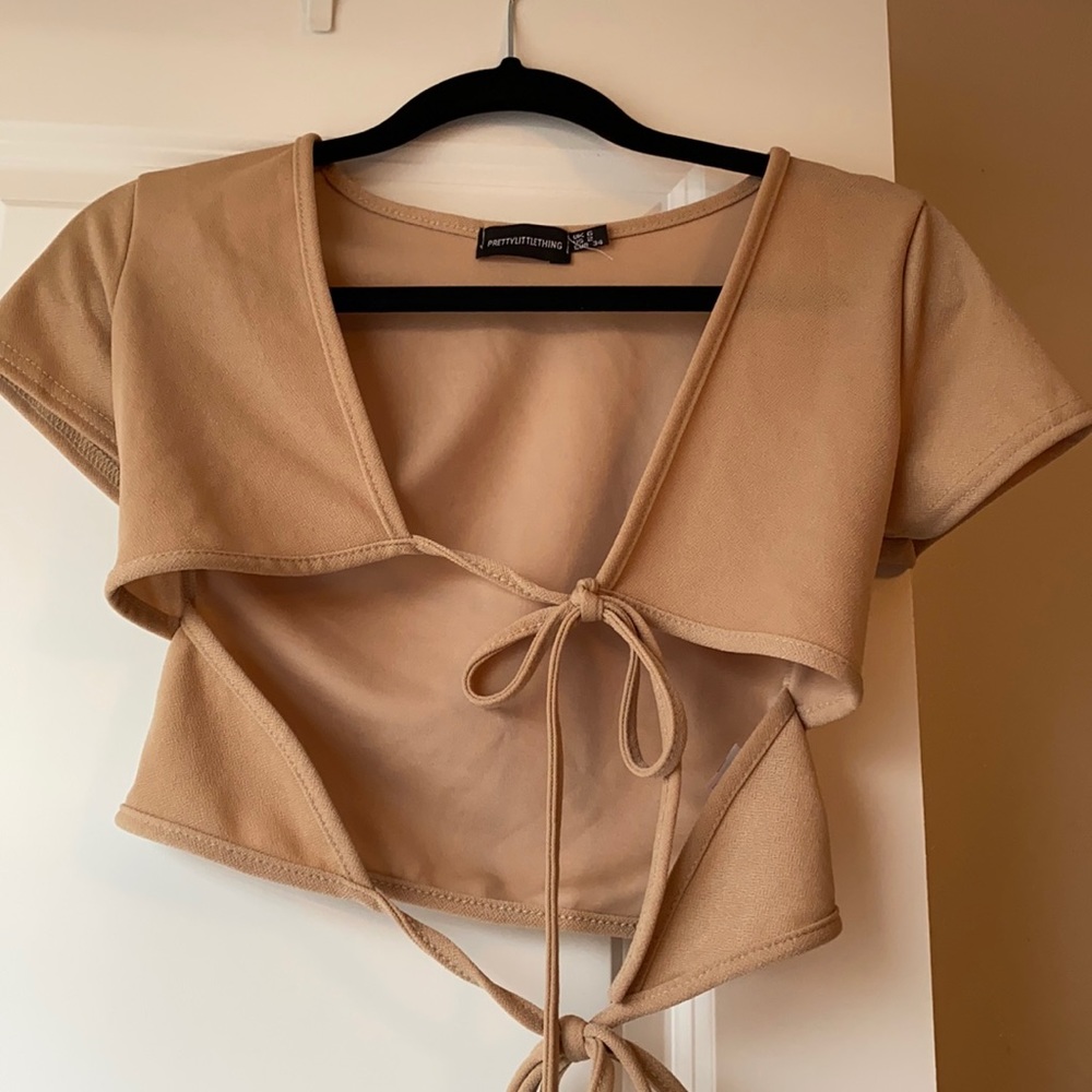 Pretty Little Thing Underboob cut out